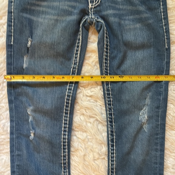 True Religion 🧲 Joey Low-Rise Distressed Thick Stitch Jeans, Size 27 - Picture 15 of 16